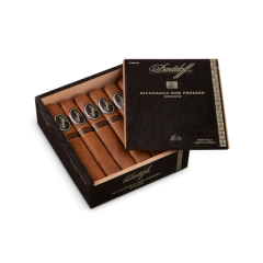 Davidoff Nicaragua Series Robusto Box-Pressed