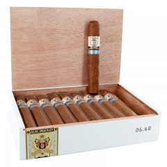 Alec Bradley Project 40 Gordo