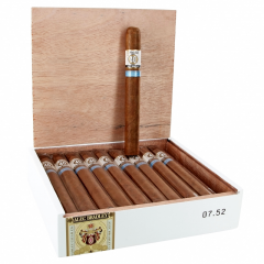 Alec Bradley Project 40 Churchill