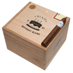 Viaje Birthday Blend 2023