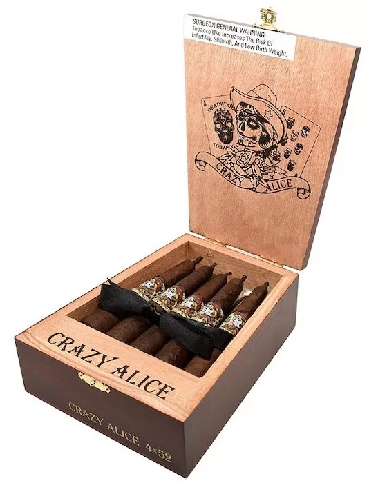 Deadwood By Drew Estate Crazy Alice Piramide