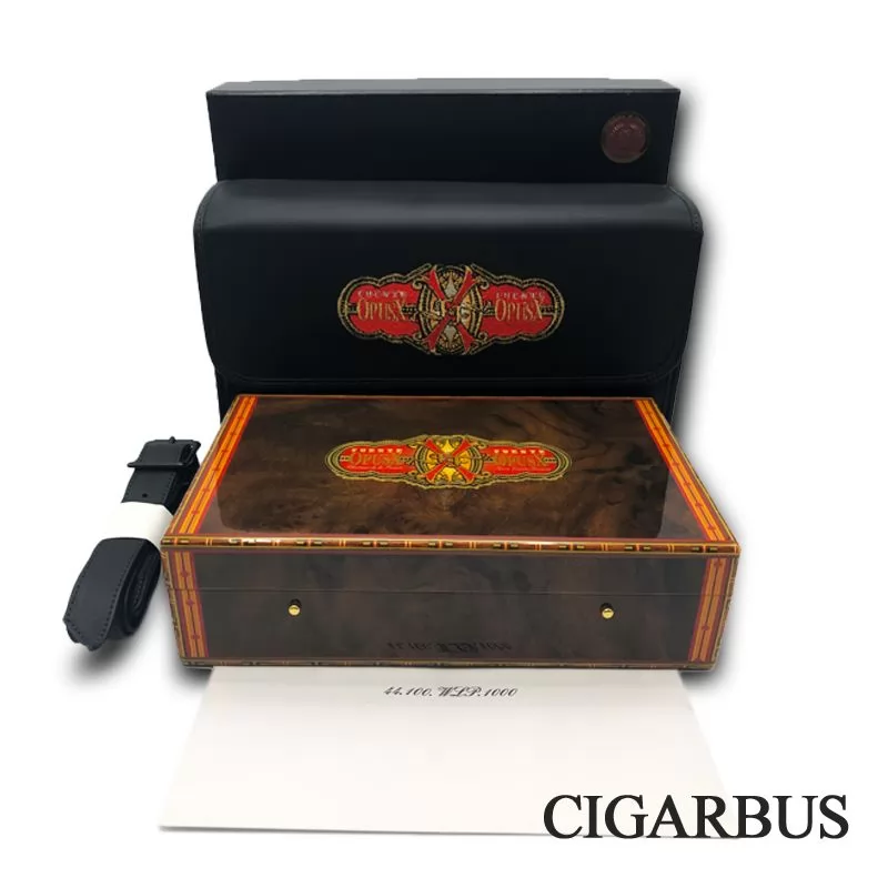 Arturo Fuente Opus X 2000 Limited Humidor Walnut